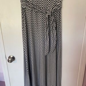Robert Louis Black and White Chevron Maxi Skirt